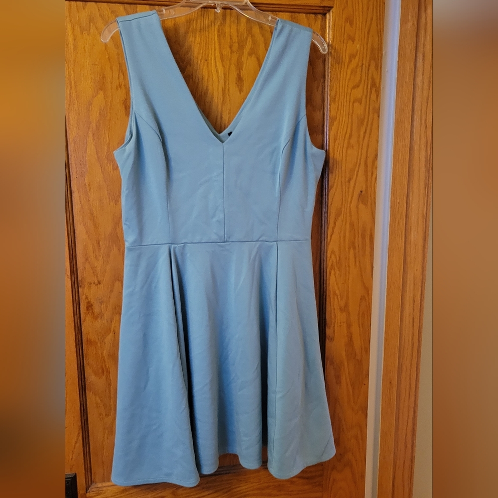 H&M Powder blue v-neck dress size L